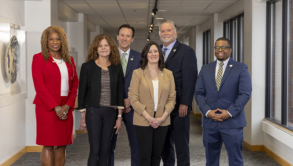 Group photo of JCCC Board of Trustees