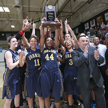 In 2015, JCCC’s women’s basketball team won the national title in its division.
