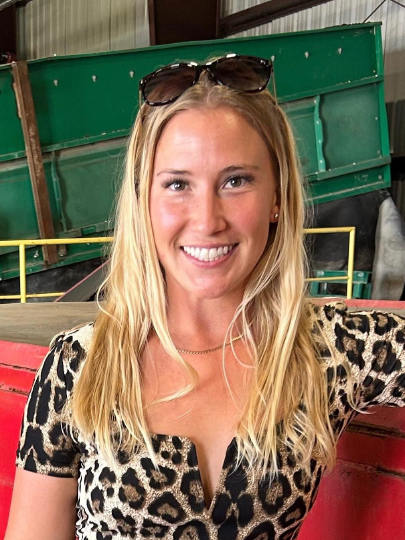 Olivia English