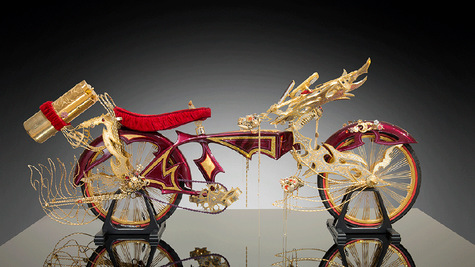 A low-rider bike by Carlos Rolón/Dzine, part of the Nerman Collection.