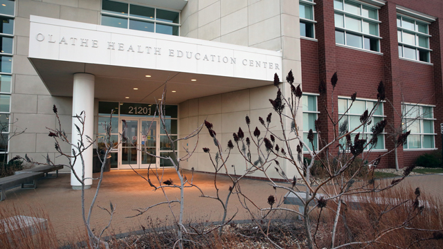 Photo of the exterior main entrance at the Olathe Health Education Center